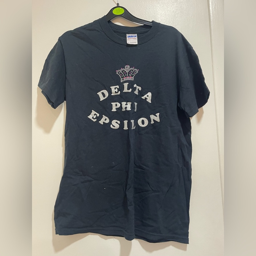 Delta Phi Epsilon Short Sleeve Shirt- size Small